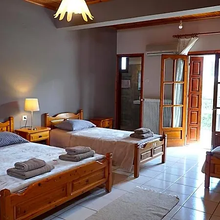 Hotel Defkalion 2*