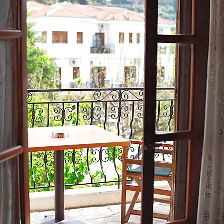 Hotel Defkalion