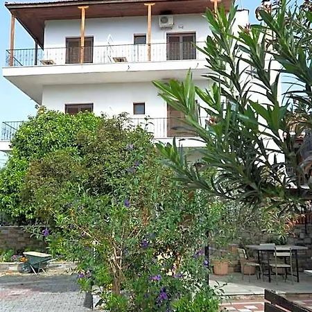 Hotel Defkalion